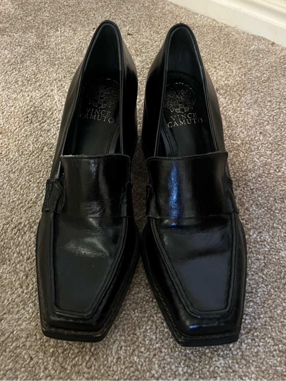 Vince Camuto Women’s Black Leather Square-Toe Slip-On Loafers